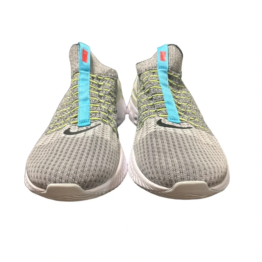 Nike React Phantom Run Flyknit 2 Men's Sz 13 Road Running Shoes CZ7865-100 NWOT - Picture 2 of 4